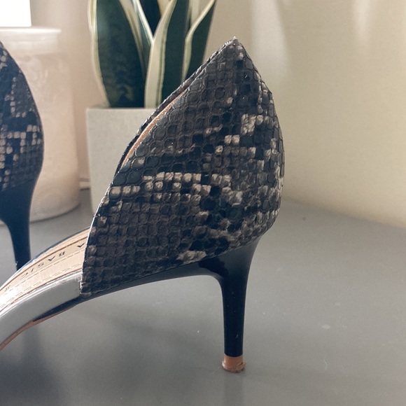 Zara Pointed Toe Kitten Heels - Picture 5 of 9